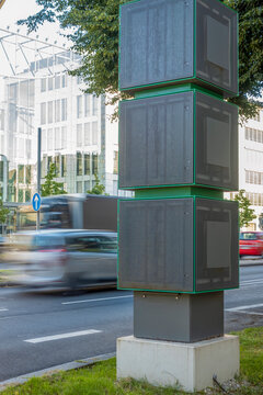 Air filter devices for emission reduction on a busy road in Munich