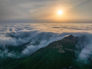 Sea of clouds over Dahei Mountain