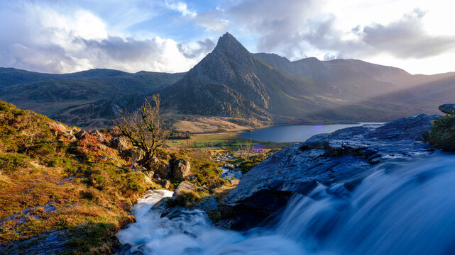 Tryfan and the Afon Lloer, Eyri/Snowdonia National Park, Wales