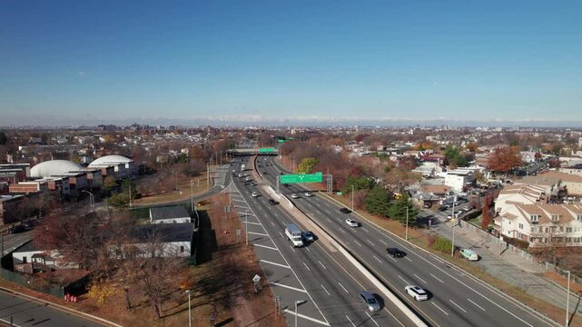 Traffic on I-295 in Throgs Neck and The Bronx, New York, 4K