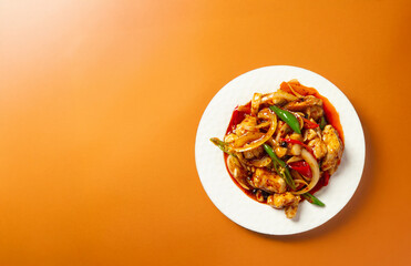 Spicy stir-fried meat and vegetables