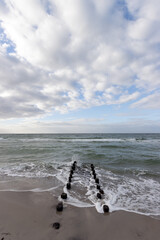 Meer Foto mit Strand und Wellen, Hochformat