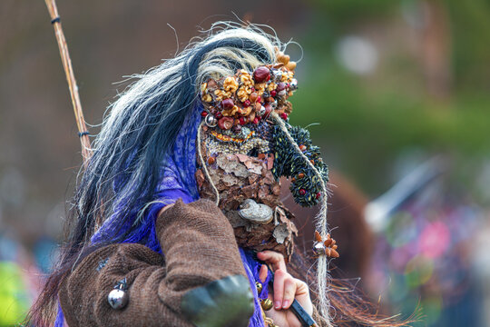 B&auml;rbeletreiben im Allg&auml;u - Hexe - Maske - Klausen