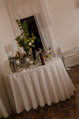 Decoração de casamento pequeno.