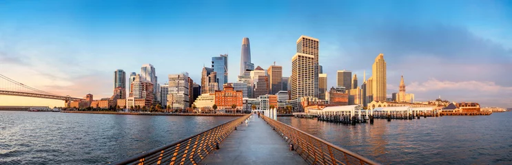 the skyline of san francisco during sunrise seen from pier 14 © frank peters