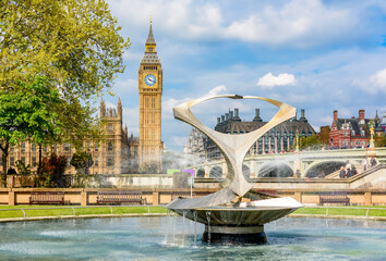 Fountain of St Thomas gardens and Big Ben, London, UK