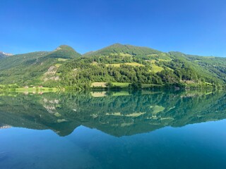 Lake Lungern or Natural reservoir Lungerersee - Canton of Obwald, Switzerland (Naturstausee Lungernsee oder Lungerensee - Kanton Obwald, Schweiz)