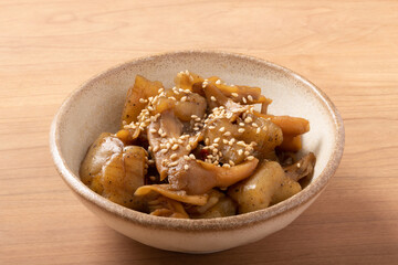 舞茸とこんにゃくの煮物