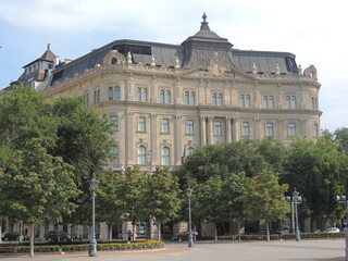 Fototapeta premium Beautiful neoclassical building in Budapest - Hungary