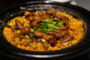 Szechuan cuisine - the pig's intestines with peas