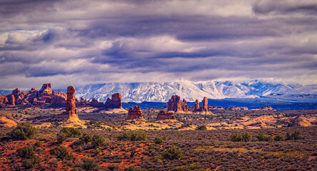 Arches, "Arches NP", "Arches National Park", geology, "geological formations", Utah, "public land"

