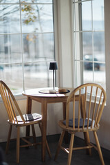 Vintahe-Modern corner room interior style.