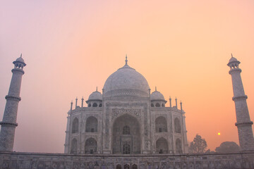 Taj Mahal at sunrise, Agra, Uttar Pradesh, India