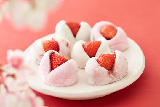 Strawberry daifuku