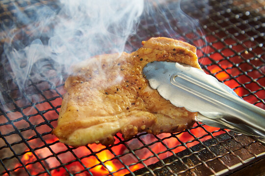Charcoal-grilled chicken