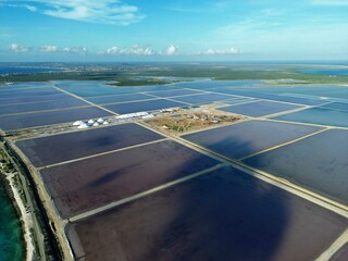 Salt winning Bonaire, drone