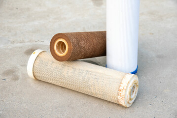 The difference between a dirty filter water purifier that has been used and a new water purifier on...