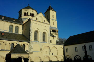 Die 1000 Jahre alte Abtei in Brauweiler