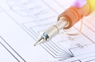 A low-voltage electric soldering iron for soldering components on a printed circuit board. Soft...