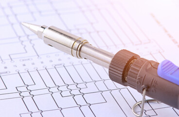 A low-voltage electric soldering iron for soldering components on a printed circuit board. Soft...