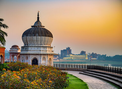 Patna: A Blend of History, Culture, and Serenity
