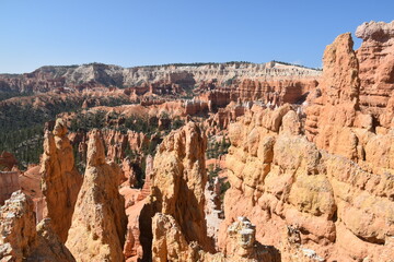 The amazing red hoodos and orange rock formations of Bryce Canyon National Park in Utah