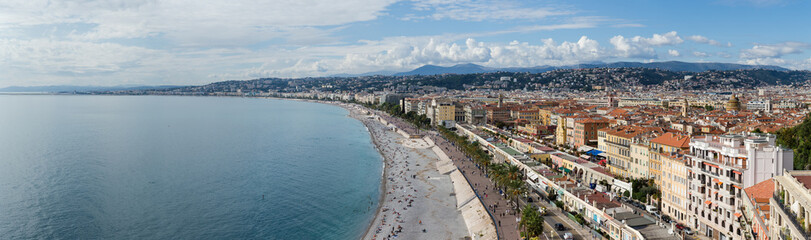 Obraz premium Panorama of promenade of English and beach in Nice, France