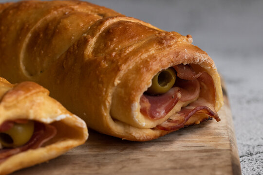 Pan de jam&oacute;n venezolano.