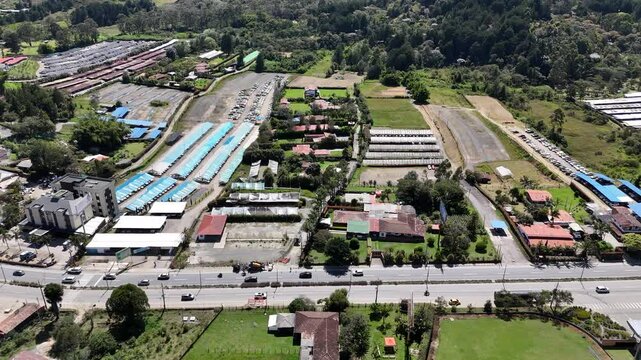 video a&eacute;reo realizado en el sector de Sajonia, Rionegro, Colombia; cerca al aeropuerto Jos&eacute; Mar&iacute;a Cordova y al t&uacute;nel de Oriente que comunica a Medell&iacute;n con el terminal a&eacute;reo.
