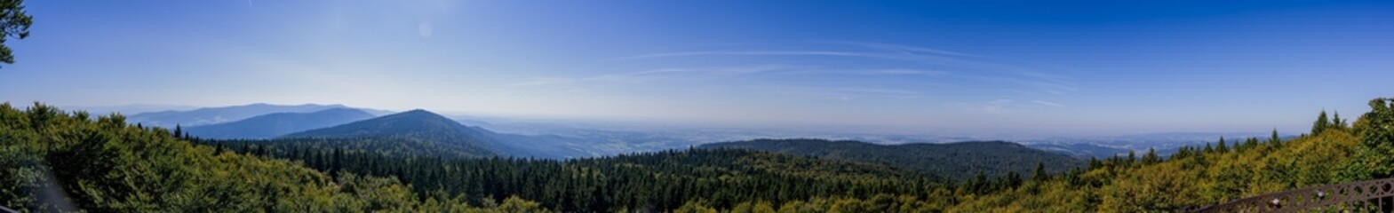 Panorama vom Gipfel des niederbayerischen Hirschenstein