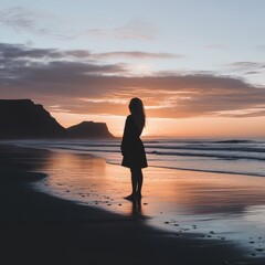 Fototapeta premium Woman's silhouette on Icelandic beach