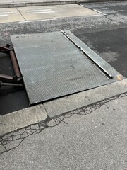Truck metal lift gate