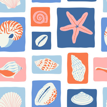 Retro hand drawn seashell mosaic seamless pattern. Tropical summer background illustration. Vintage marine nature print. Patchwork style shell animal wallpaper texture.