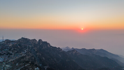 Obraz premium The scenery at the top of Mount Tai in Tai'an