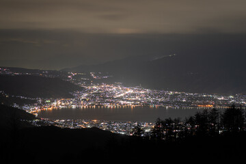 高ボッチから眺める諏訪湖の夜景