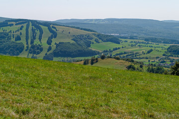 Obraz premium Landschaft am Himmeldunkberg im Bioshärenreservat Rhön zwischen Hessischer Rhön und Bayerischer Rhön, Deutschland