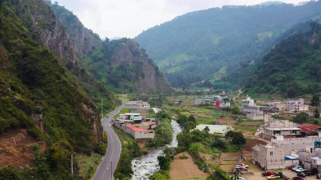 R&iacute;o Samal&aacute;, Valle de Zunil, Quetzaltenango, Guatemala-