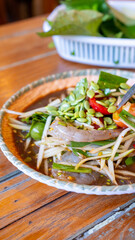 Papaya salad with fresh shrimp