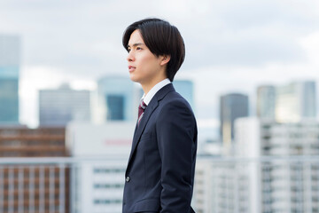 若い男性