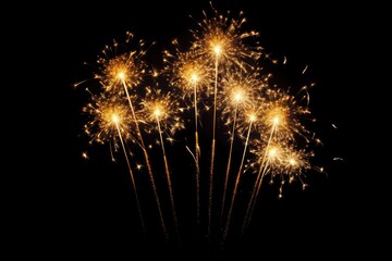 Obraz premium Roman candles fire sparks fireworks outdoors night.