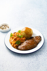 Beed steak with gravy, cabbage and dumpling