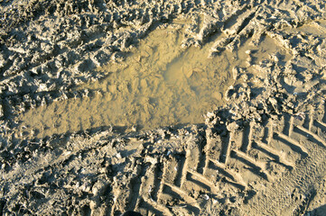 track in mud 