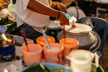 Thai desserts bring together the colorful beauty, sweet flavors, and delicious taste of Asia, rooted deeply in local cultural traditions.