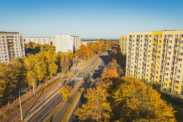 Block of flats. Gdańsk Żabianka. Autumn weather. The largest blocks. © Kamil