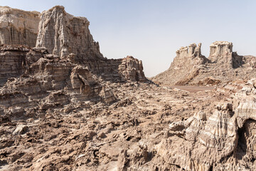 Fototapeta premium Bizarre towers and pinnacles in the salt canyon of the Dallol Volcano, Hamadela, Danakil depression, Ethiopia