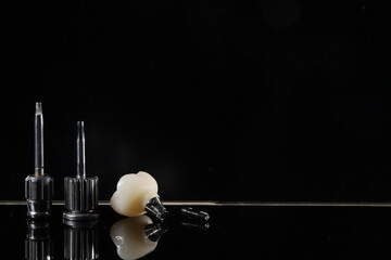 Expertise in jaw surgery and E-max and zirconium porcelain prostheses on dental implants. Screw-retained implant system. Dental prostheses and crown restoration treatment. dental before after
