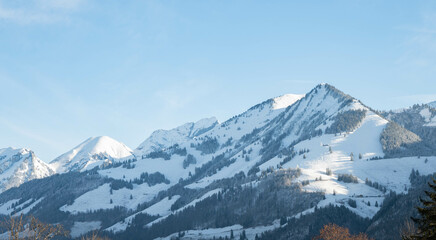 Fototapeta premium snow covered mountains in the alps