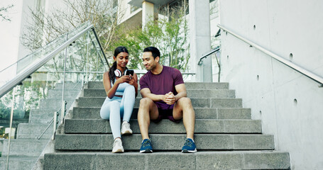 Steps, city and couple with smartphone, exercise break and smile for support and challenge in New York. Athlete, man and woman in urban town for health, wellness and training for marathon endurance