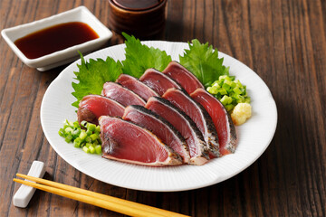 鰹のたたき　Seared Bonito