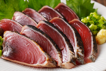 鰹のたたき　Seared Bonito
